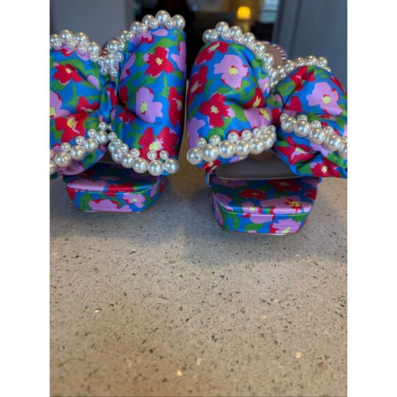 Betsy Johnson Mule heels - Picture 3 of 10